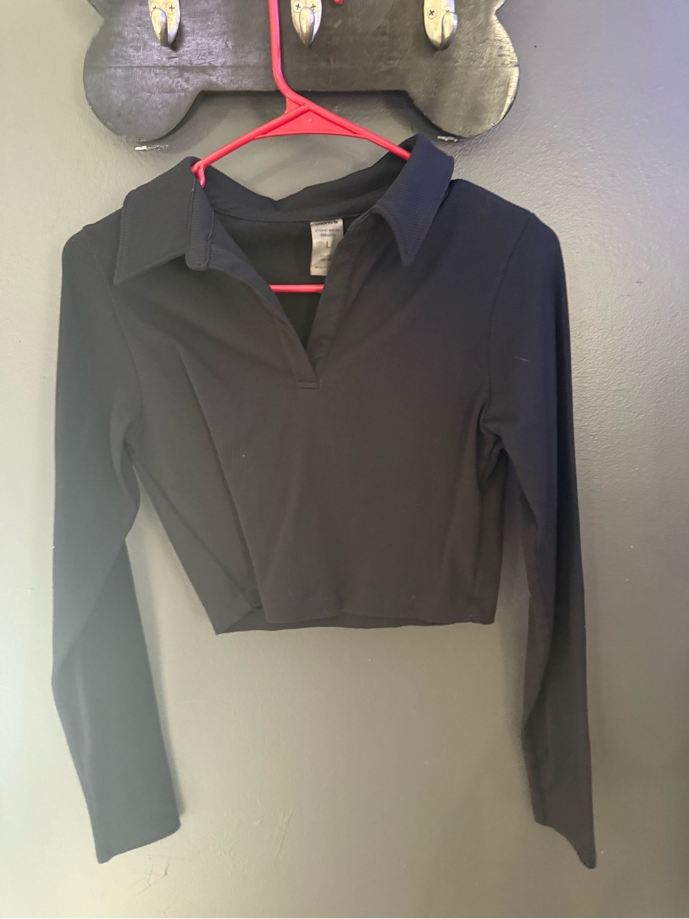 Black Athletic Long-Sleeve Cropped Polo Top
